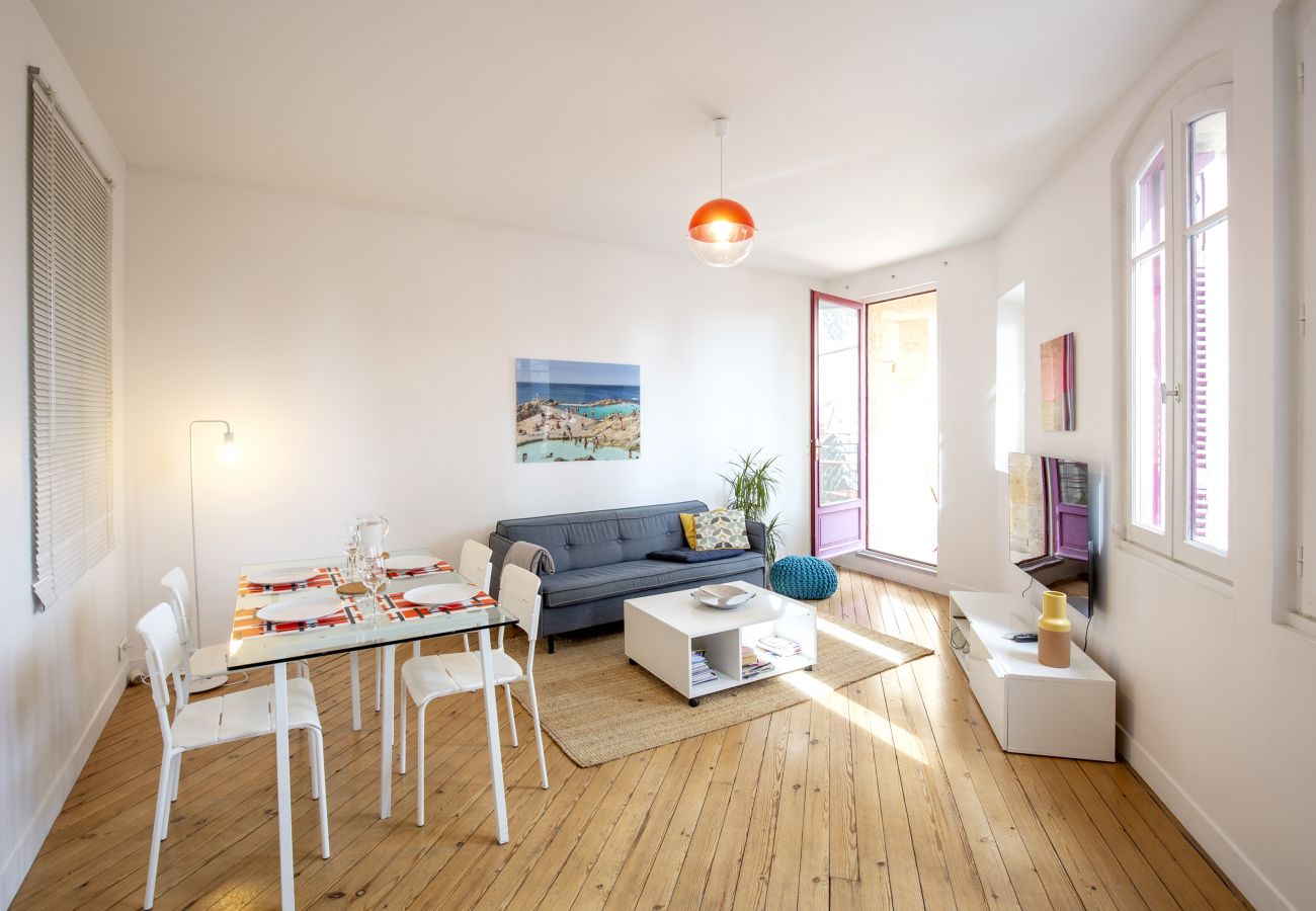 Apartment in Bordeaux - Bordeaux historic center, A-C, Terrace & Parking