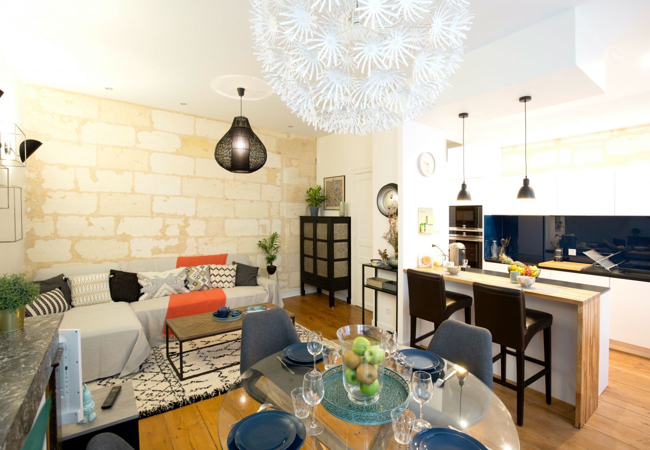 Apartment in Bordeaux -  Luxury and comfort in the historic center of Bordeaux