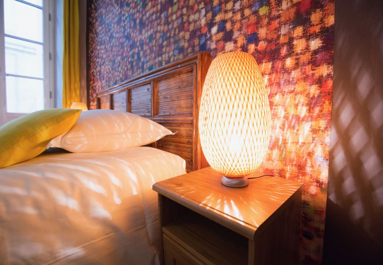 Apartment in Bordeaux -  Luxury and comfort in the historic center of Bordeaux