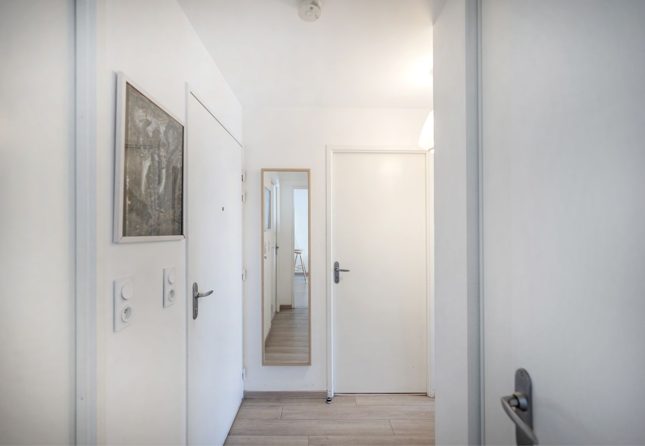 Apartment in Bordeaux -  Bright 3-room apartment with terrace and parking