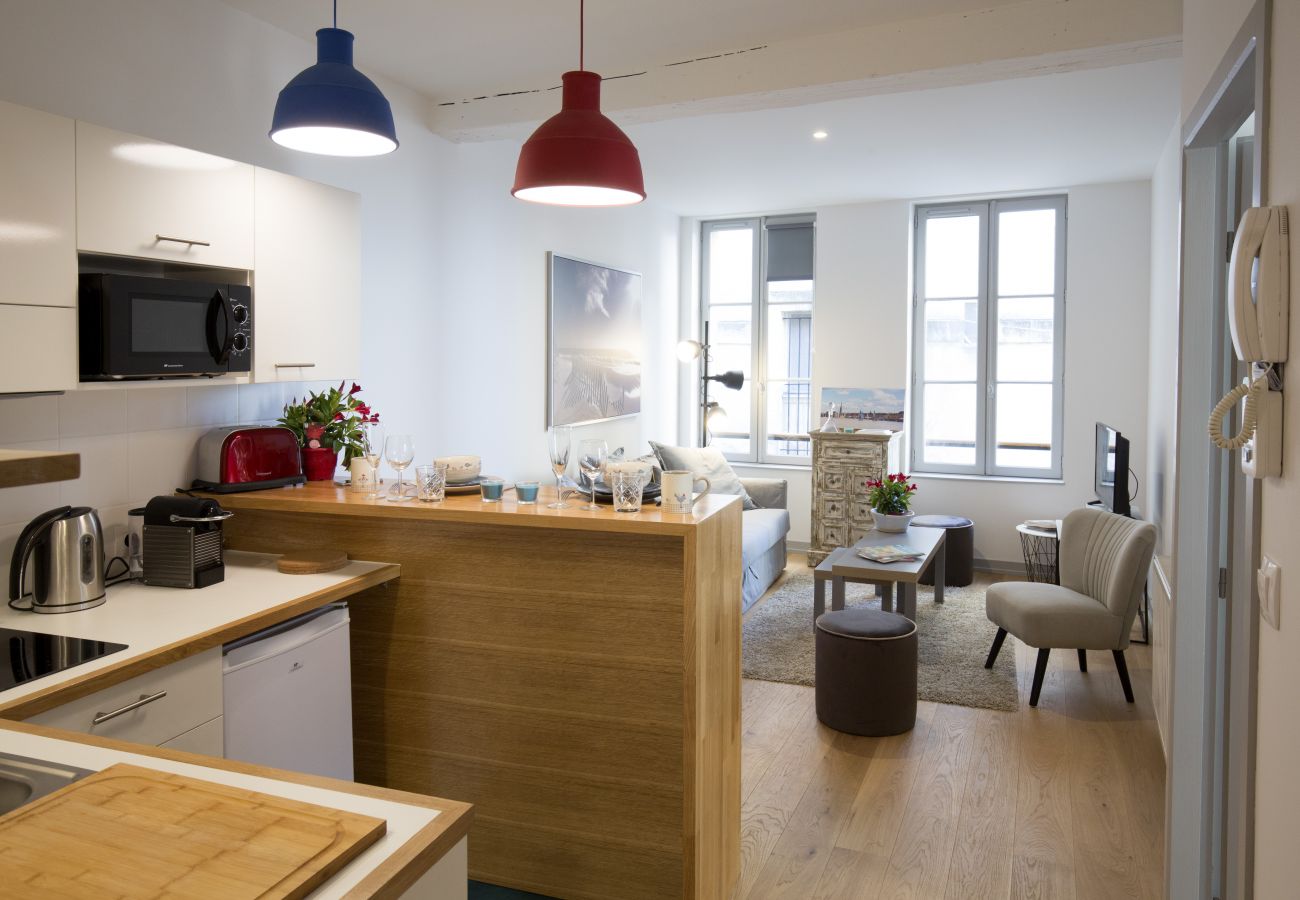 Apartment in Bordeaux - HEART OF BORDEAUX Cosy Apartment
