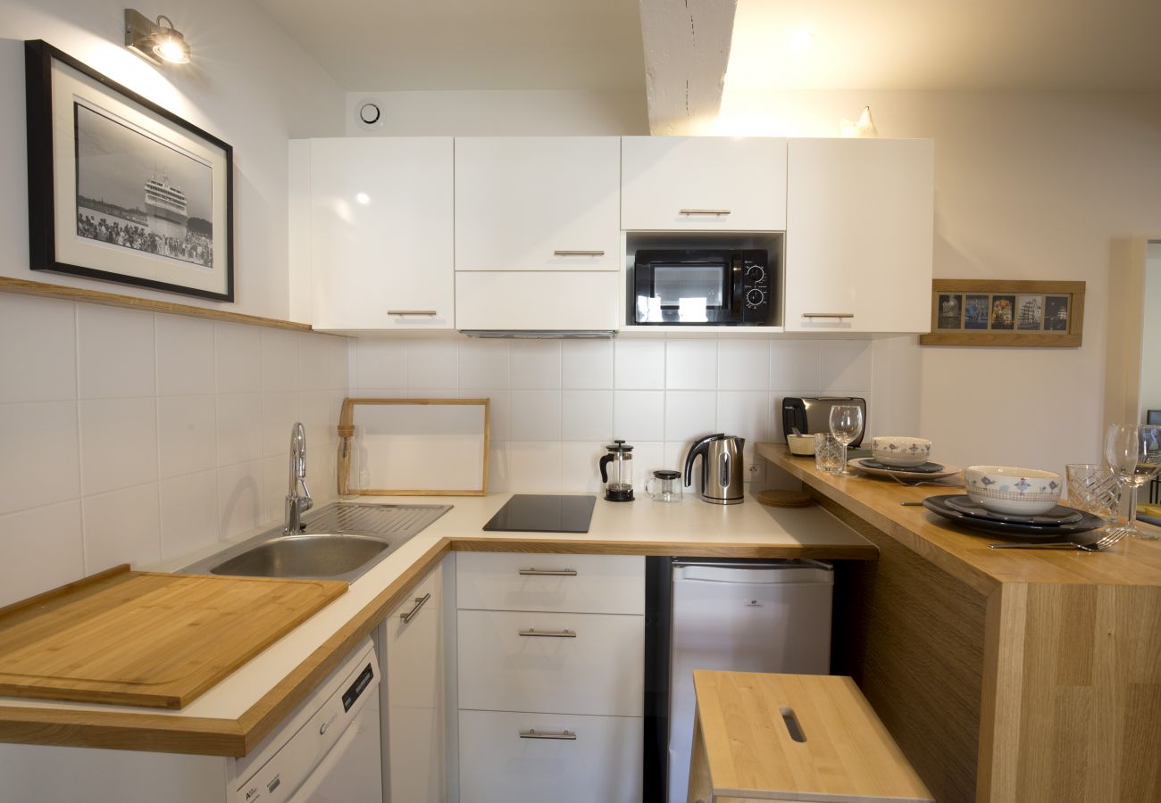 Apartment in Bordeaux - Bordeaux Historic Center comfortable 2 room apartment