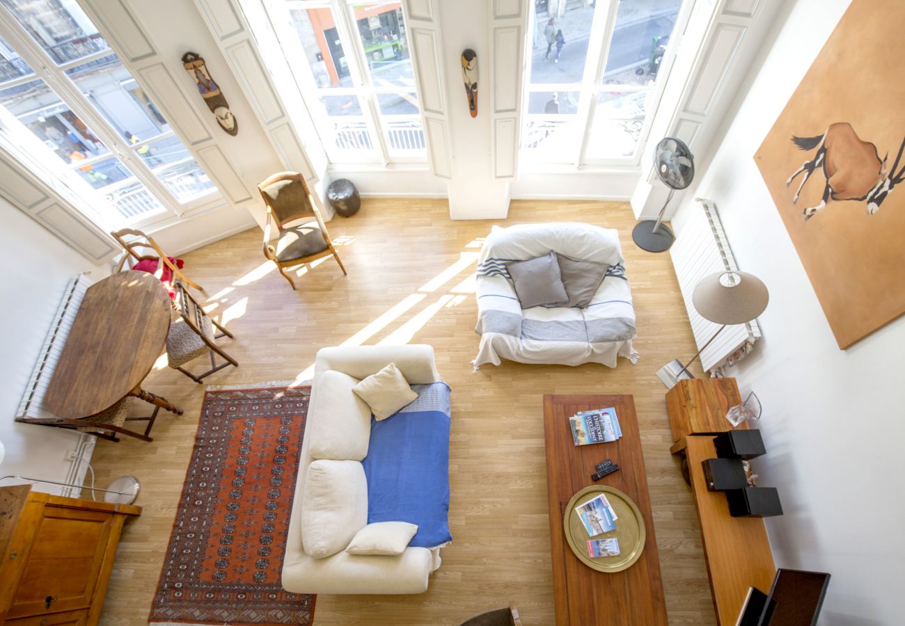 Apartment in Bordeaux - Bright 2 bedrooms near Tourny place