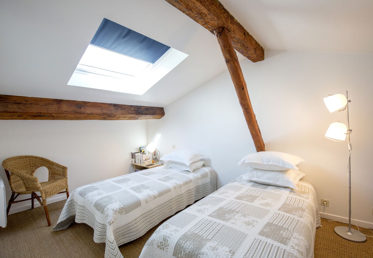 Apartment in Bordeaux - Bright 2 bedrooms near Tourny place