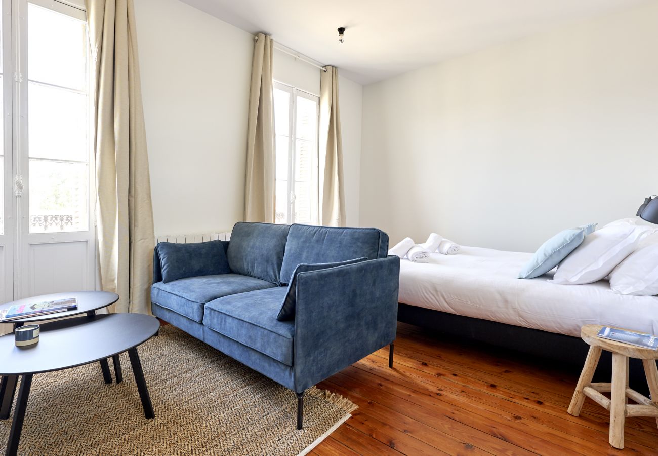 Studio in Bordeaux - The Blue Nest, Studio at Victoire Square