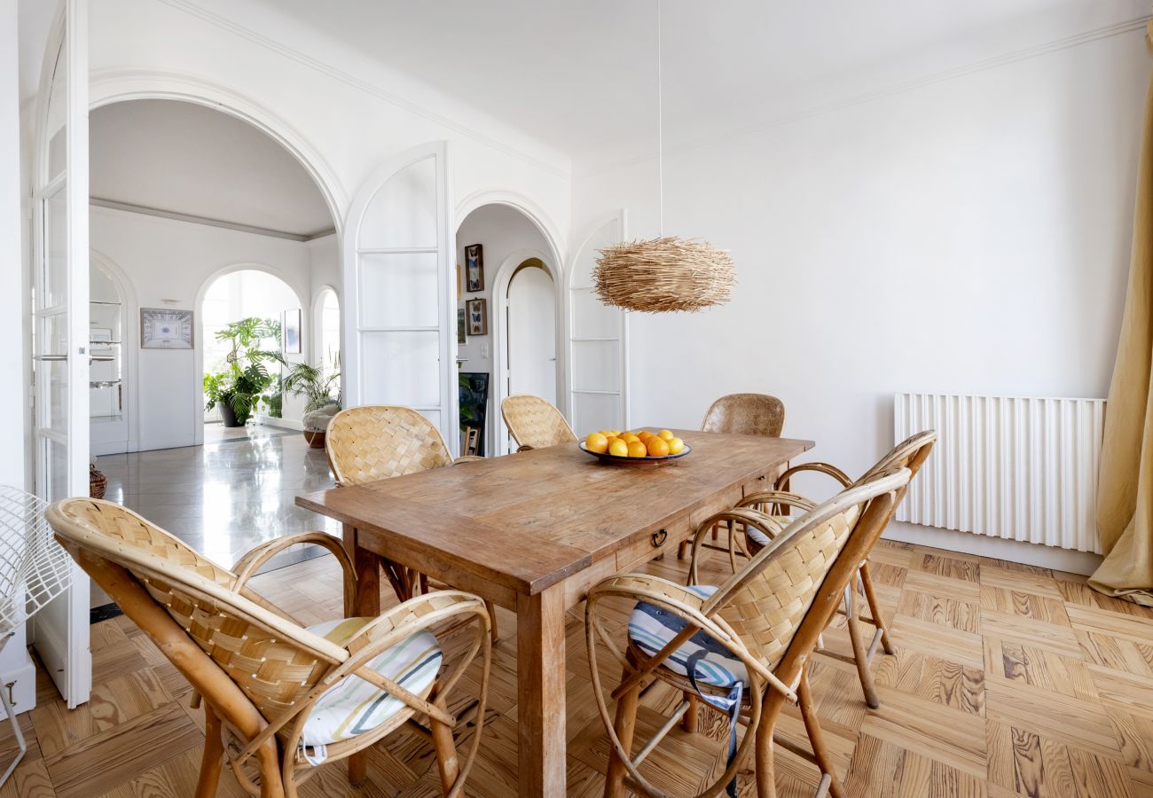 Apartment in Bordeaux - Space and serenity in the heart of Bordeaux