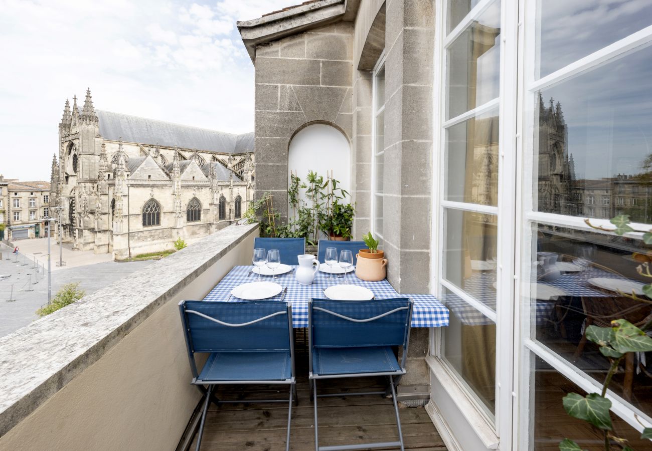 Apartment in Bordeaux - Space and serenity in the heart of Bordeaux