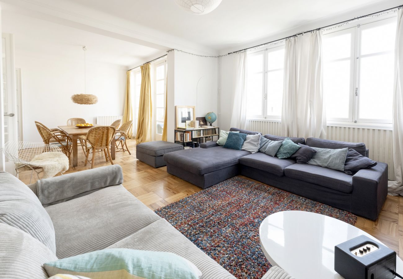 Apartment in Bordeaux - Space and serenity in the heart of Bordeaux