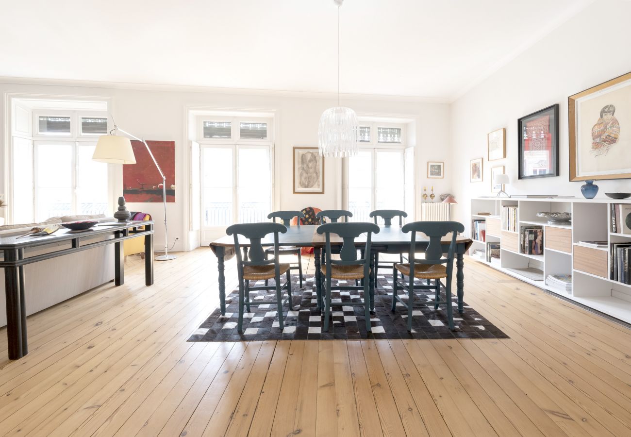 Apartment in Bordeaux - Artist Duplex & Terrace - 170m²