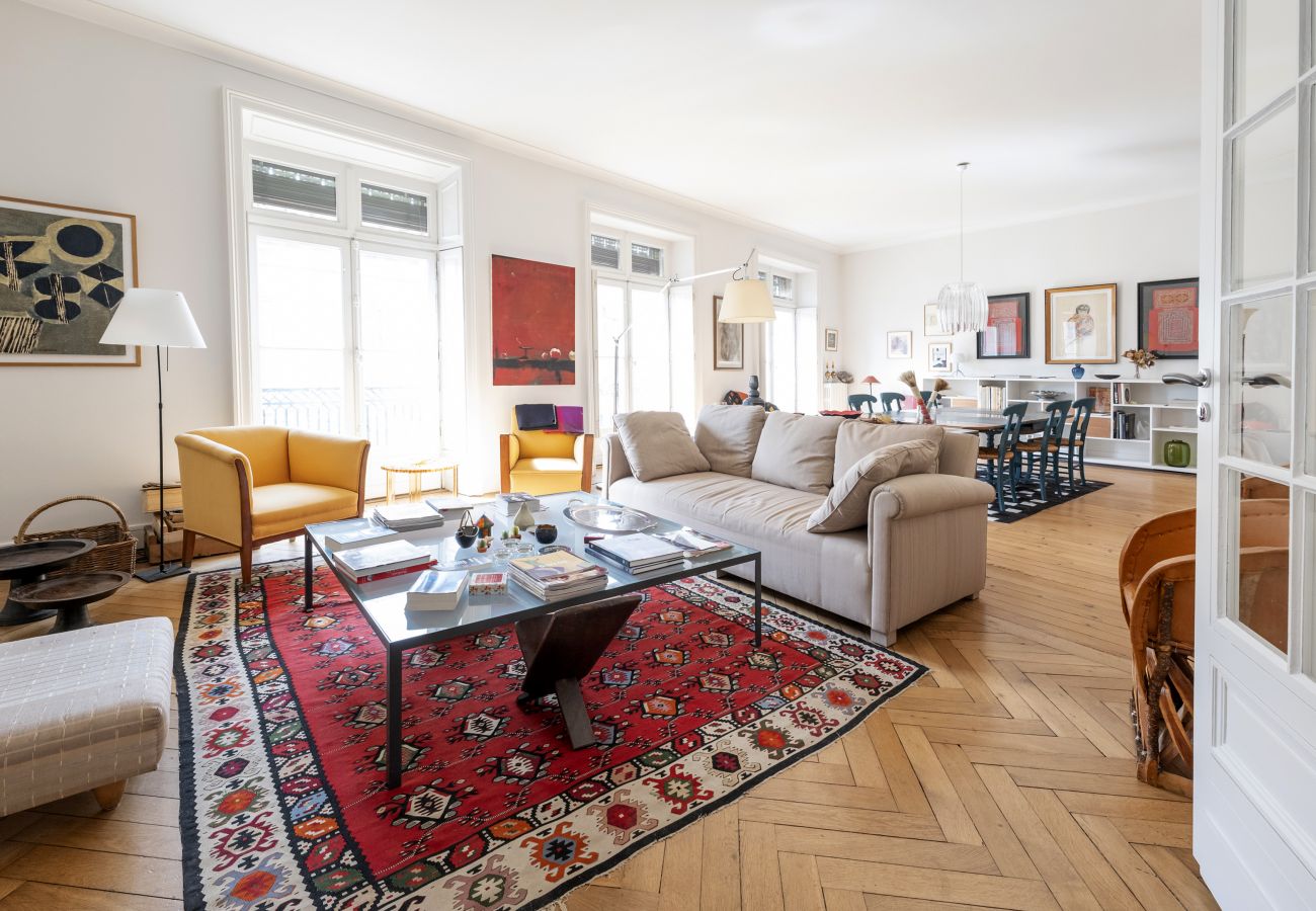 Apartment in Bordeaux - Artist Duplex & Terrace - 170m²