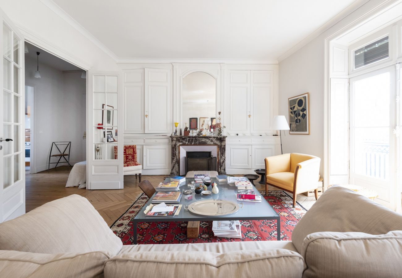 Apartment in Bordeaux - Artist Duplex & Terrace - 170m²