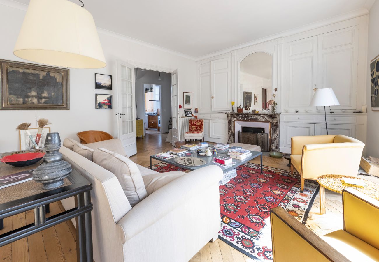 Apartment in Bordeaux - Artist Duplex & Terrace - 170m²