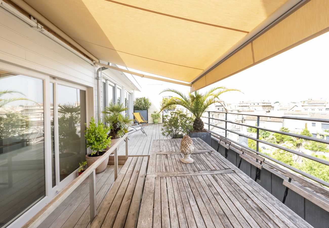 Apartment in Bordeaux - Artist Duplex & Terrace - 170m²