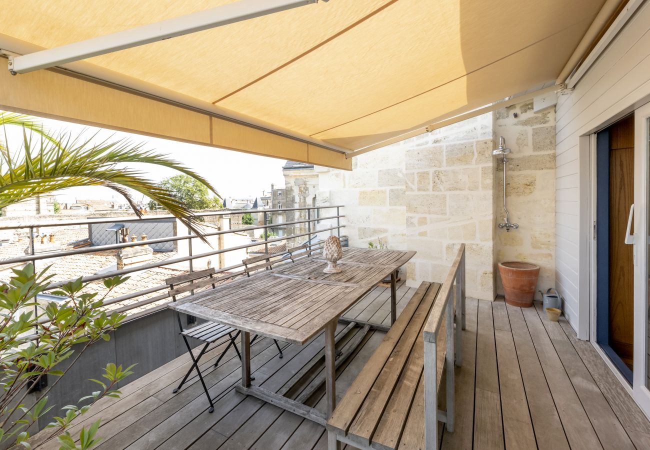Apartment in Bordeaux - Artist Duplex & Terrace - 170m²