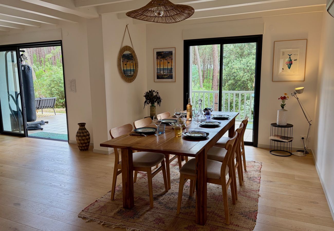 Villa in Lacanau - Lacanau lake and forest, large air-conditioned family house