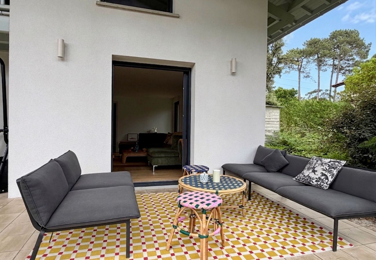 Villa in Lacanau - Lacanau lake and forest, large air-conditioned family house