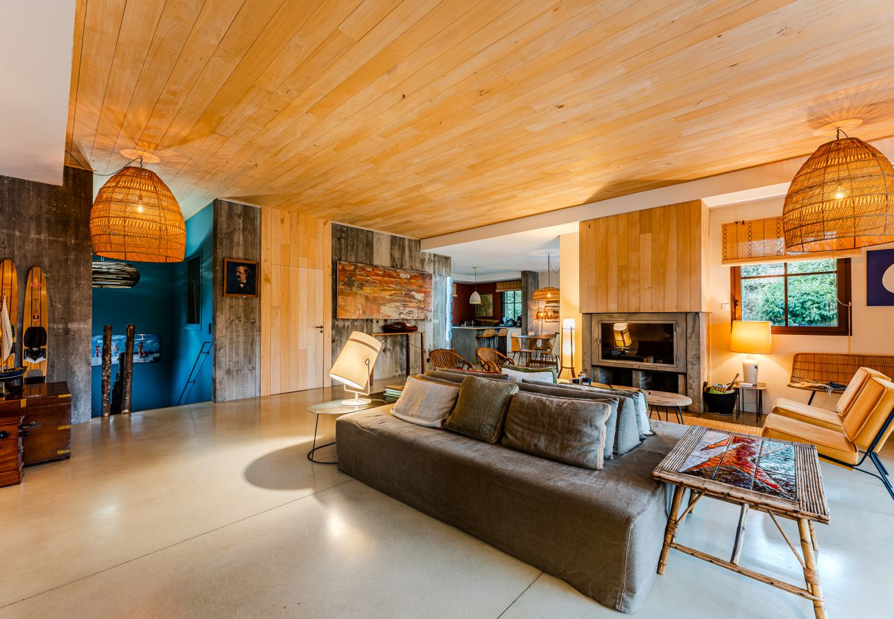 Villa in Arcachon - Exceptional Villa in Arcachon Moulleau – 2nd line, sea view and beach 40m away