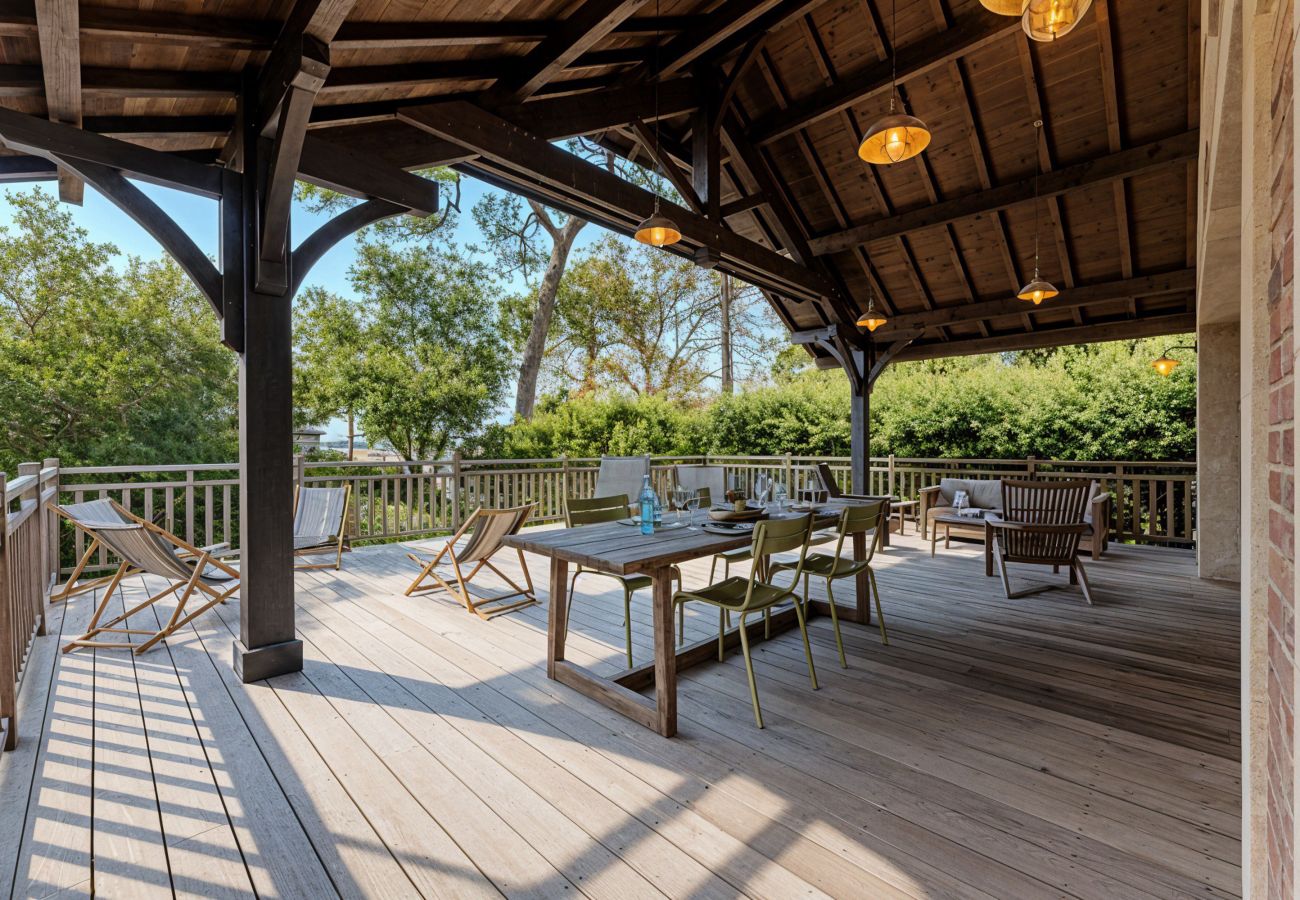 Villa in Arcachon - Exceptional Villa in Arcachon Moulleau – 2nd line, sea view and beach 40m away
