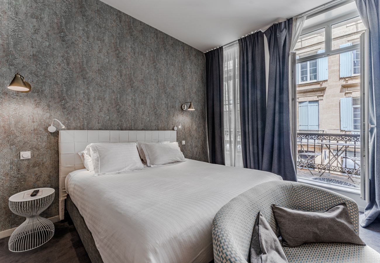 Studio in Bordeaux - Prestige Suite & Balcony