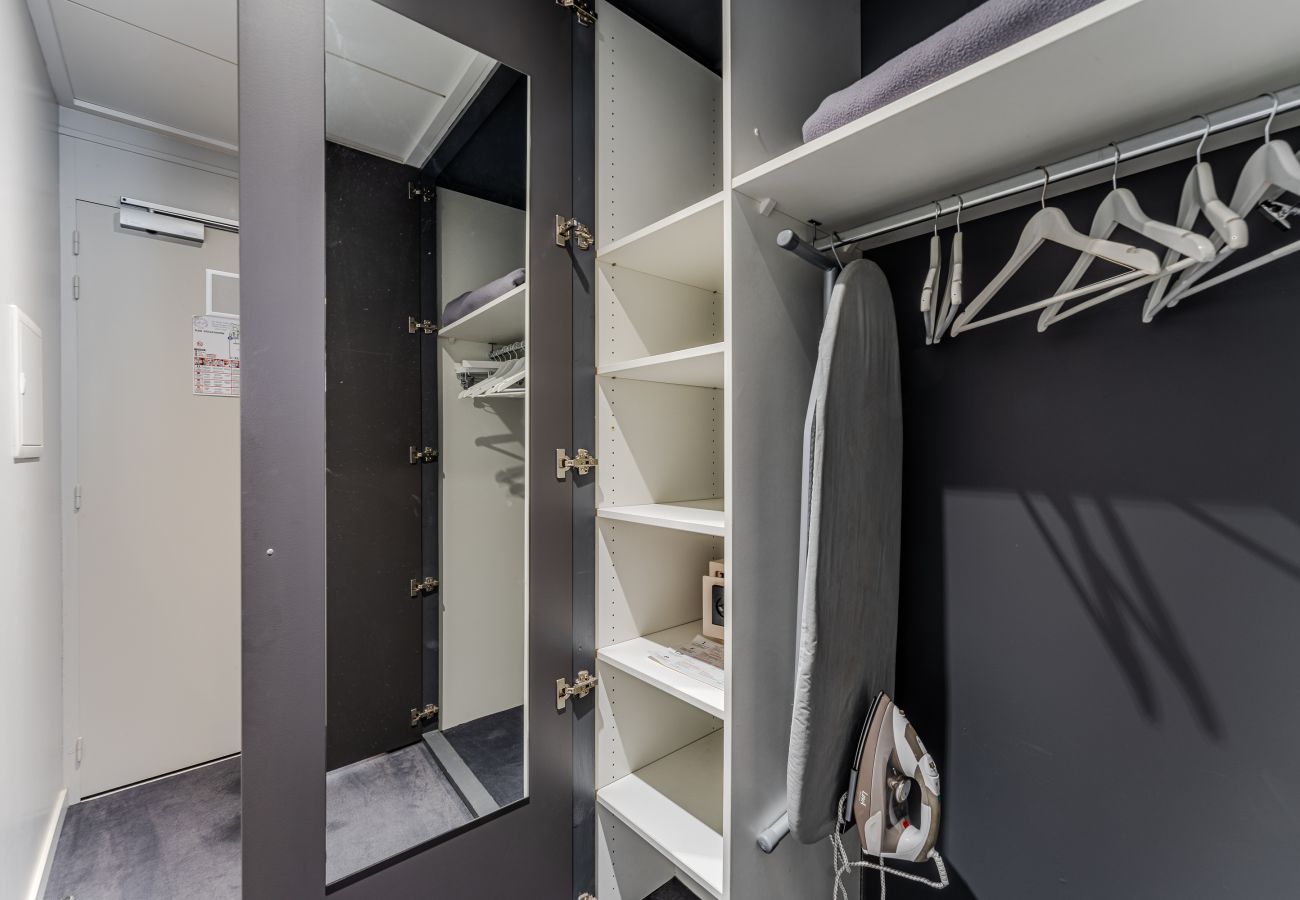 Studio in Bordeaux - Luxury Suite in the Heart of the Golden Triangle