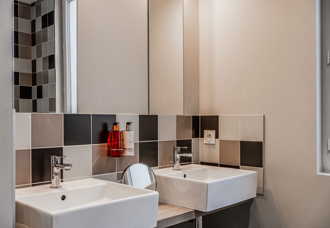 Studio in Bordeaux - Executive Suite Tourny