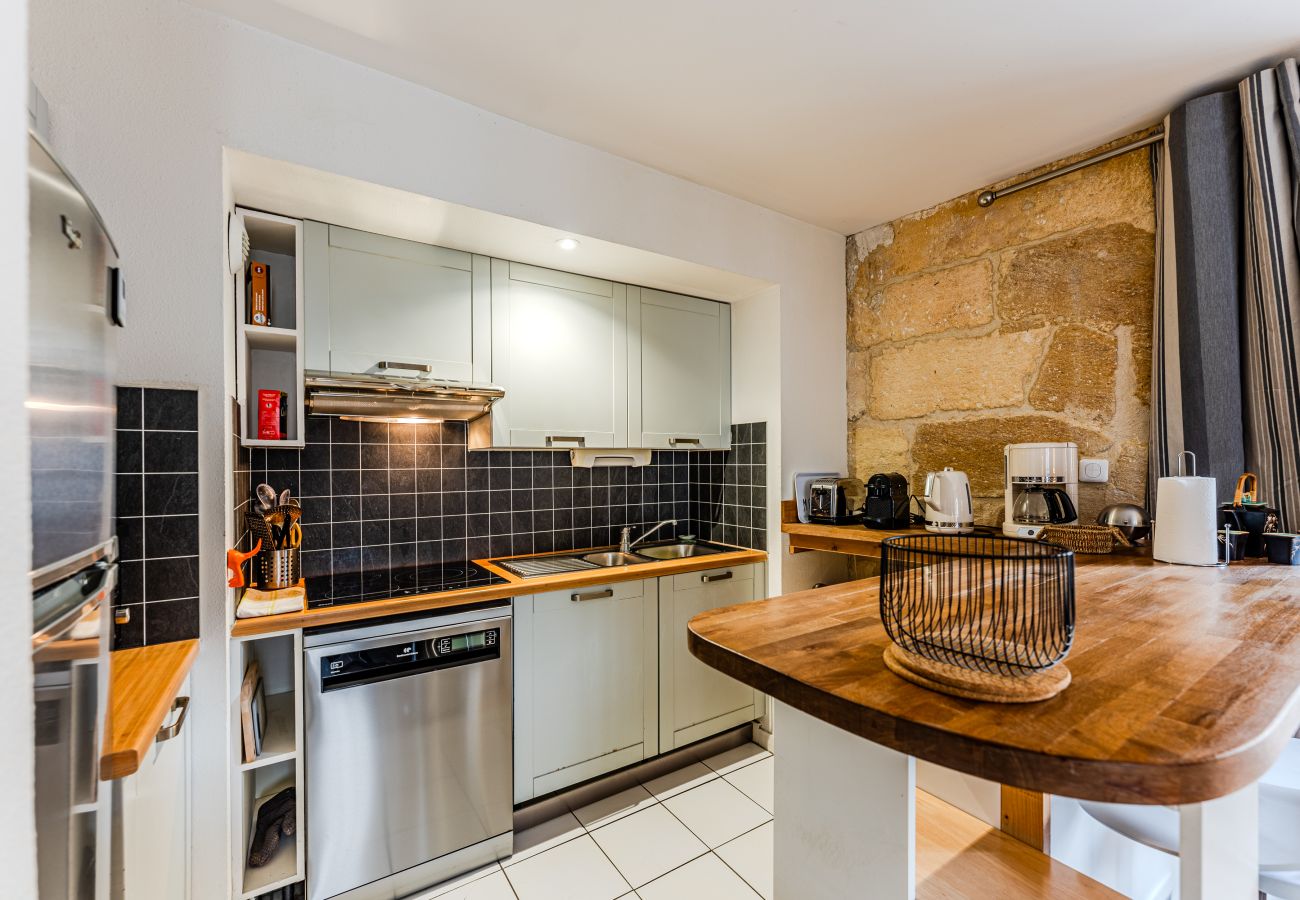 Appartement à Bordeaux - Place du Palais Centre Historique 