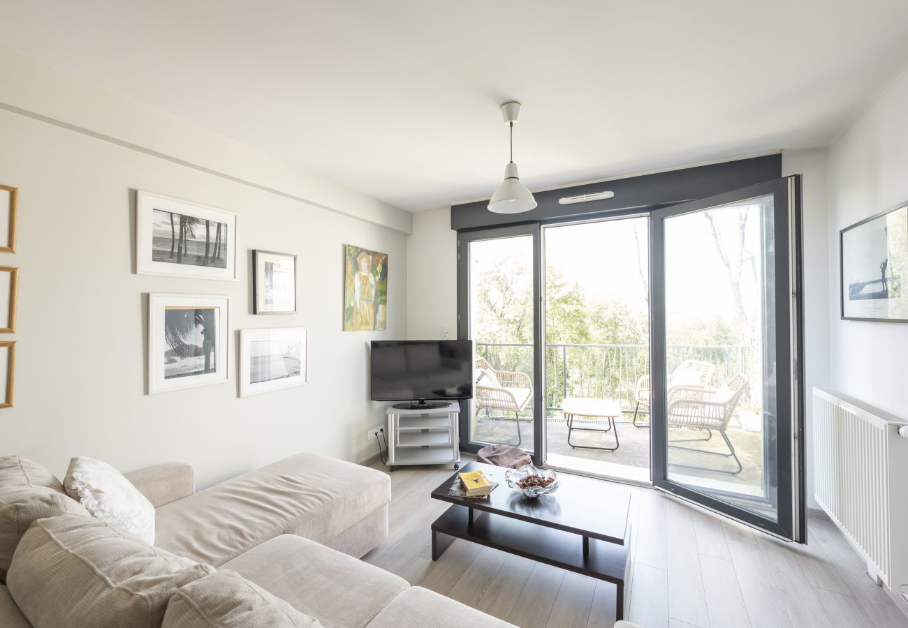 Appartement à Bordeaux - Charmant 3 pièces avec terrasse et parking 
