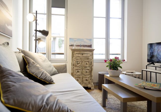 Appartement à Bordeaux - Bordeaux Centre Historique 2 pièces Cosy