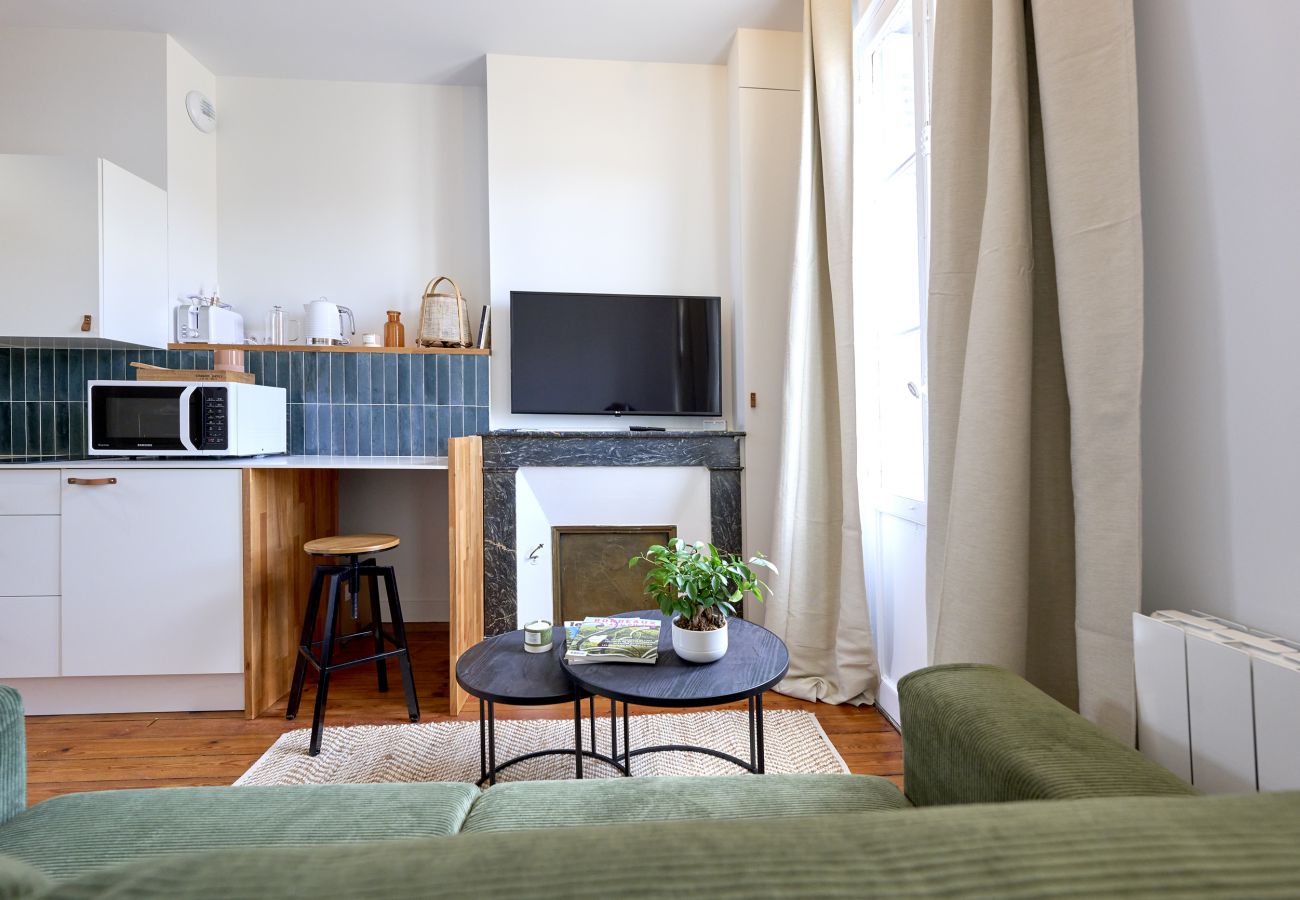 Studio à Bordeaux - Le Nid Vert, Studio place de la Victoire