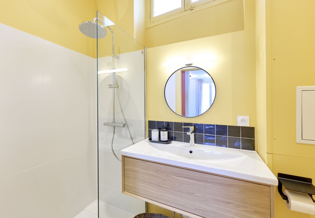 Studio à Bordeaux - Le Nid Jaune, Studio place de la Victoire