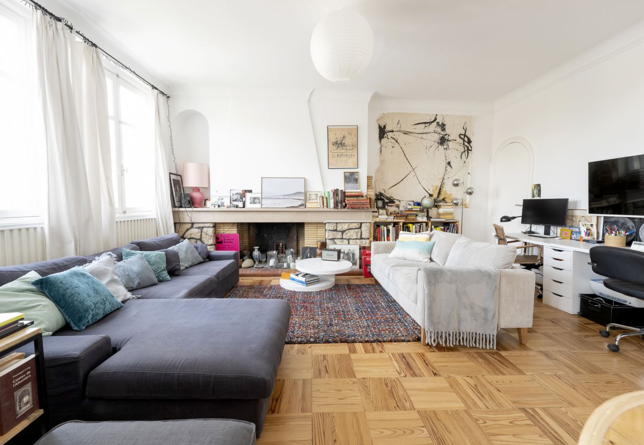 Appartement à Bordeaux - Espace et sérénité en plein coeur de Bordeaux