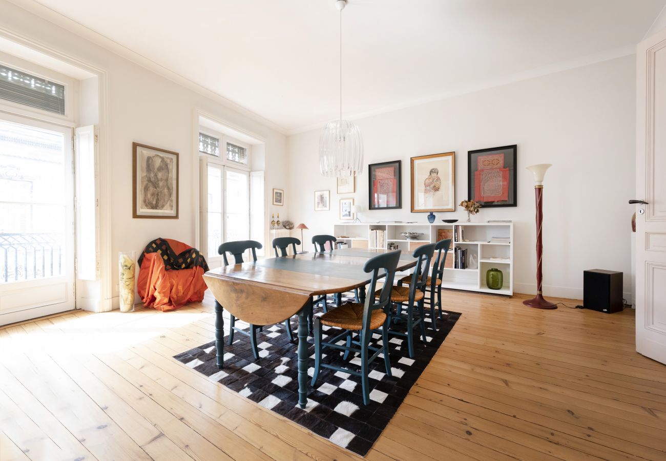 Appartement à Bordeaux - Duplex d'Artiste & Terrasse - 170m²