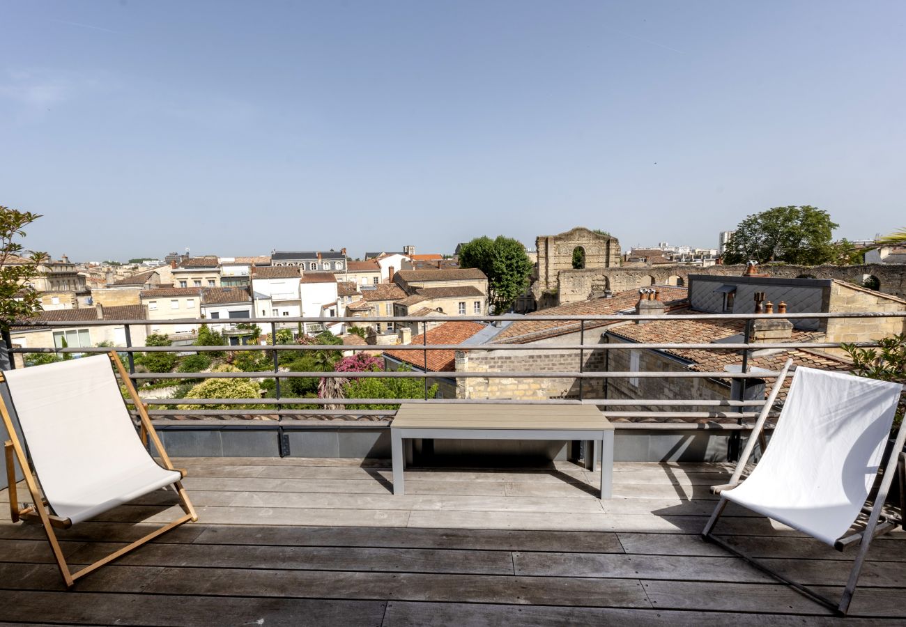 Appartement à Bordeaux - Duplex d'Artiste & Terrasse - 170m²