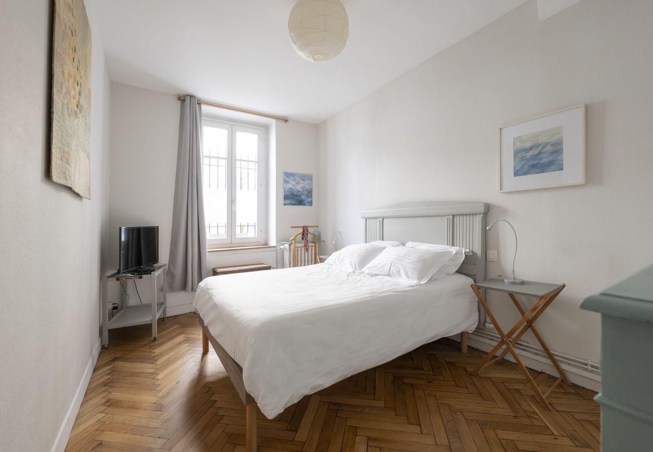 Appartement à Bordeaux - Bordeaux centre, charmant appartement avec patio