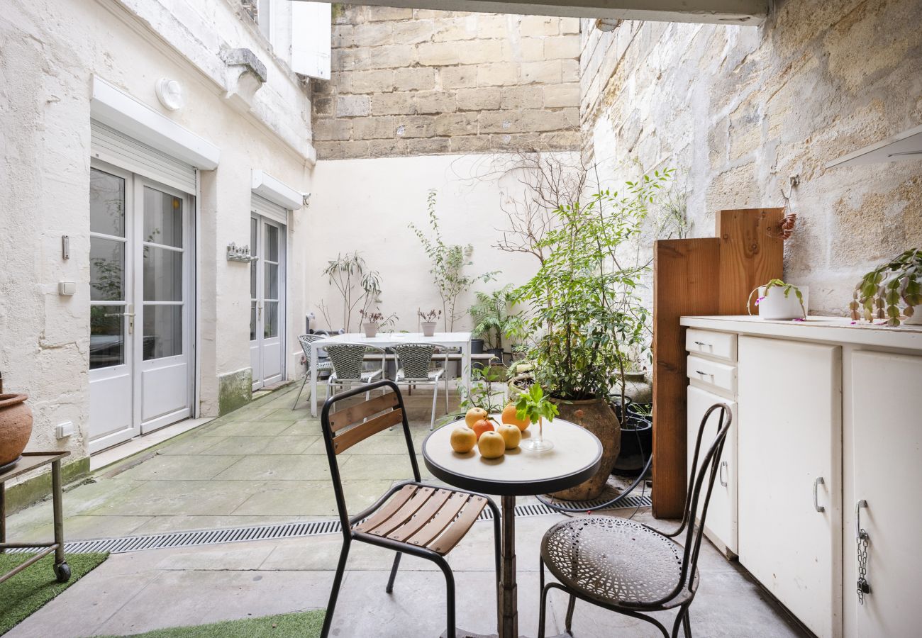 Appartement à Bordeaux - Bordeaux centre, charmant appartement avec patio